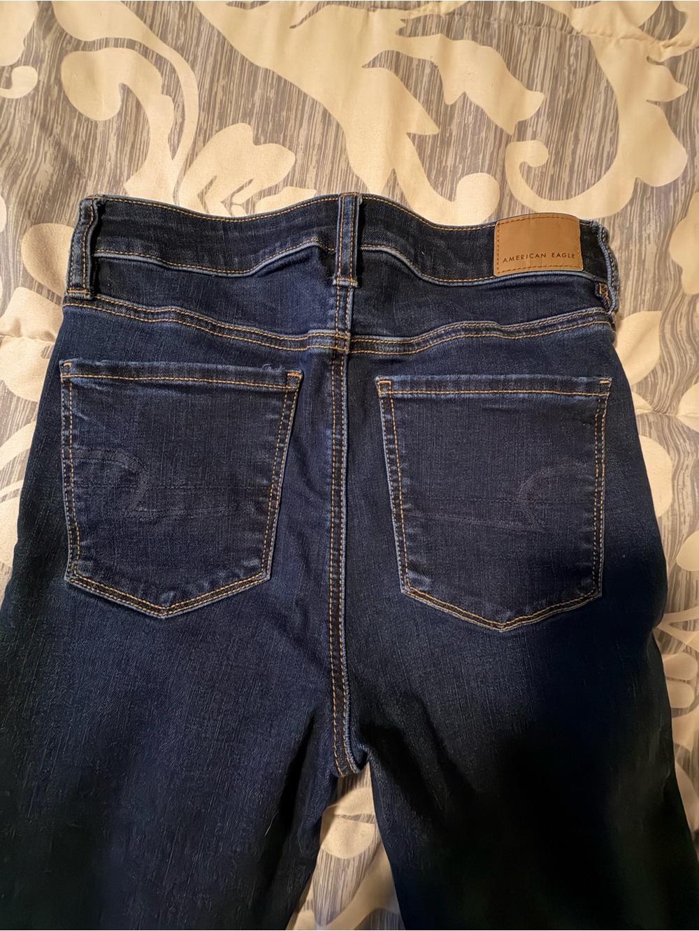 American Eagle Outfitters Women's Dark Blue Stretch Skinny Leg Jeans size 6